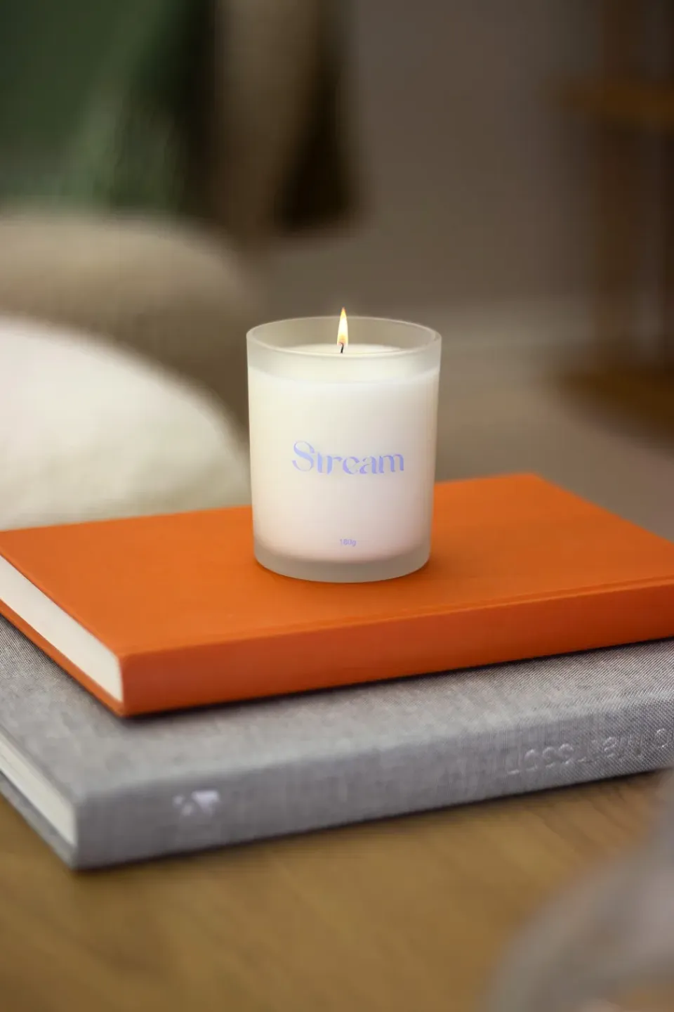 Online Scandi Living Vela aromática Stream, 180 g Azul