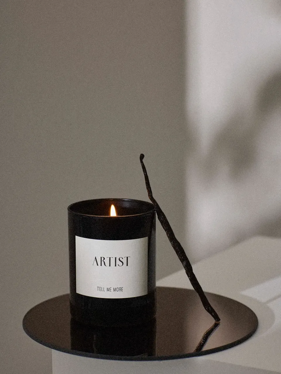 Clearance Tell Me More Vela aromática 48 h, Artist NegroBlanco