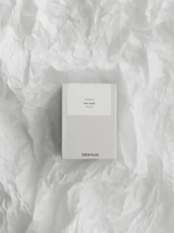 Online Blomus Vela aromática Vaola Vetiver, L, 45 H Gris