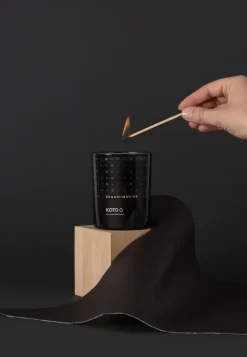 Clearance Skandinavisk Vela perfumada con tapa Koto, 200 g Negro