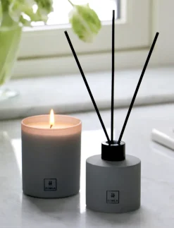 New Himla Vela perfumada Inhale 230 g, Sense of silence Gris
