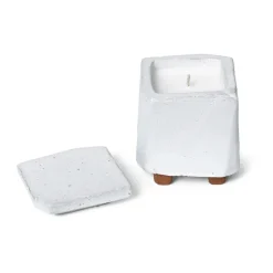 New Ferm Living Vela perfumada Kurinu 40 h, White Blanco
