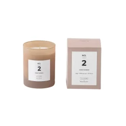Outlet Illume x Bloomingville Vela perfumada NO. 2 Green Gardenia, 200 g + Caja regalo Beige