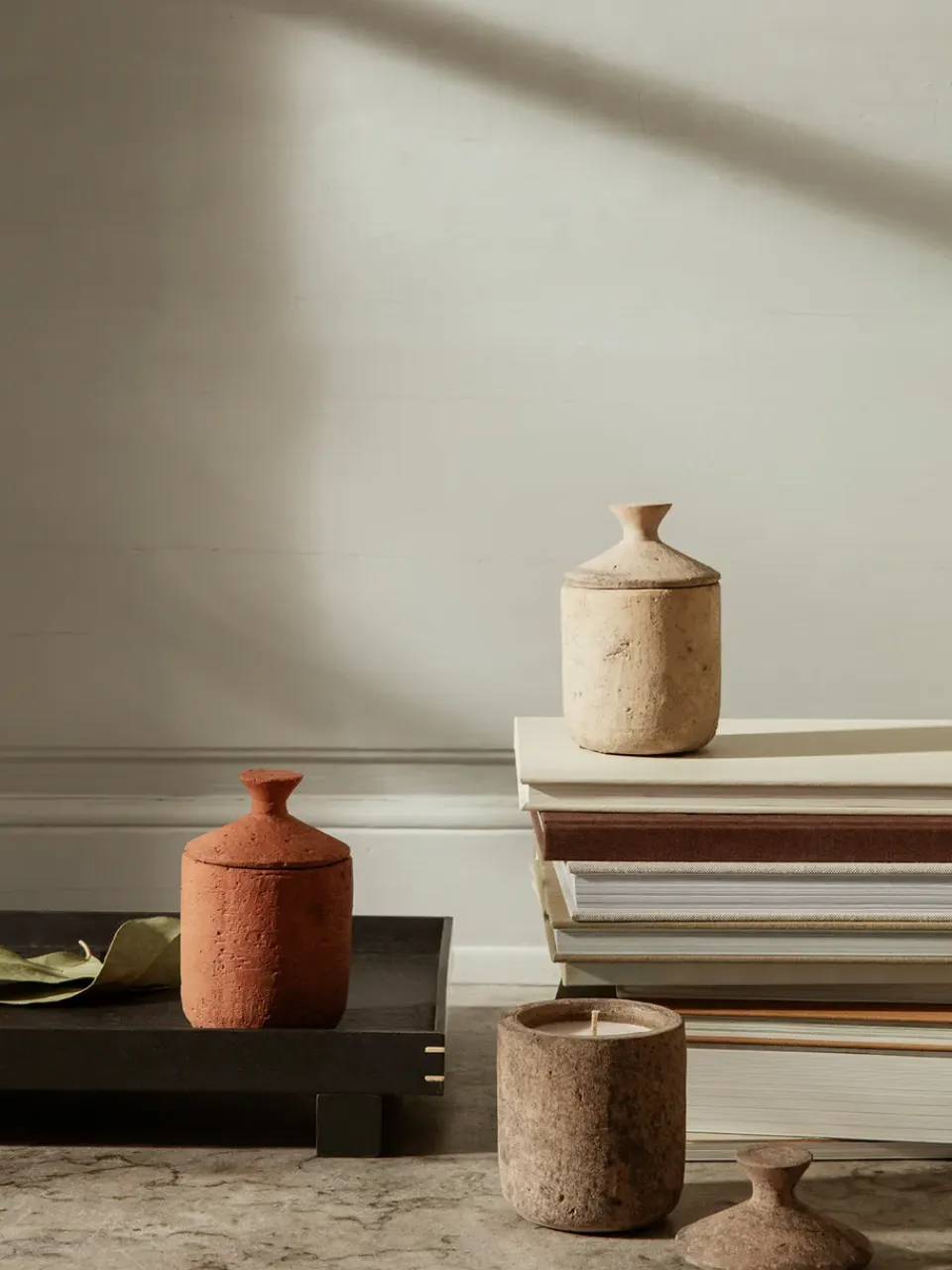 Online Ferm Living Vela perfumada Ura, Fig Scent Marrón