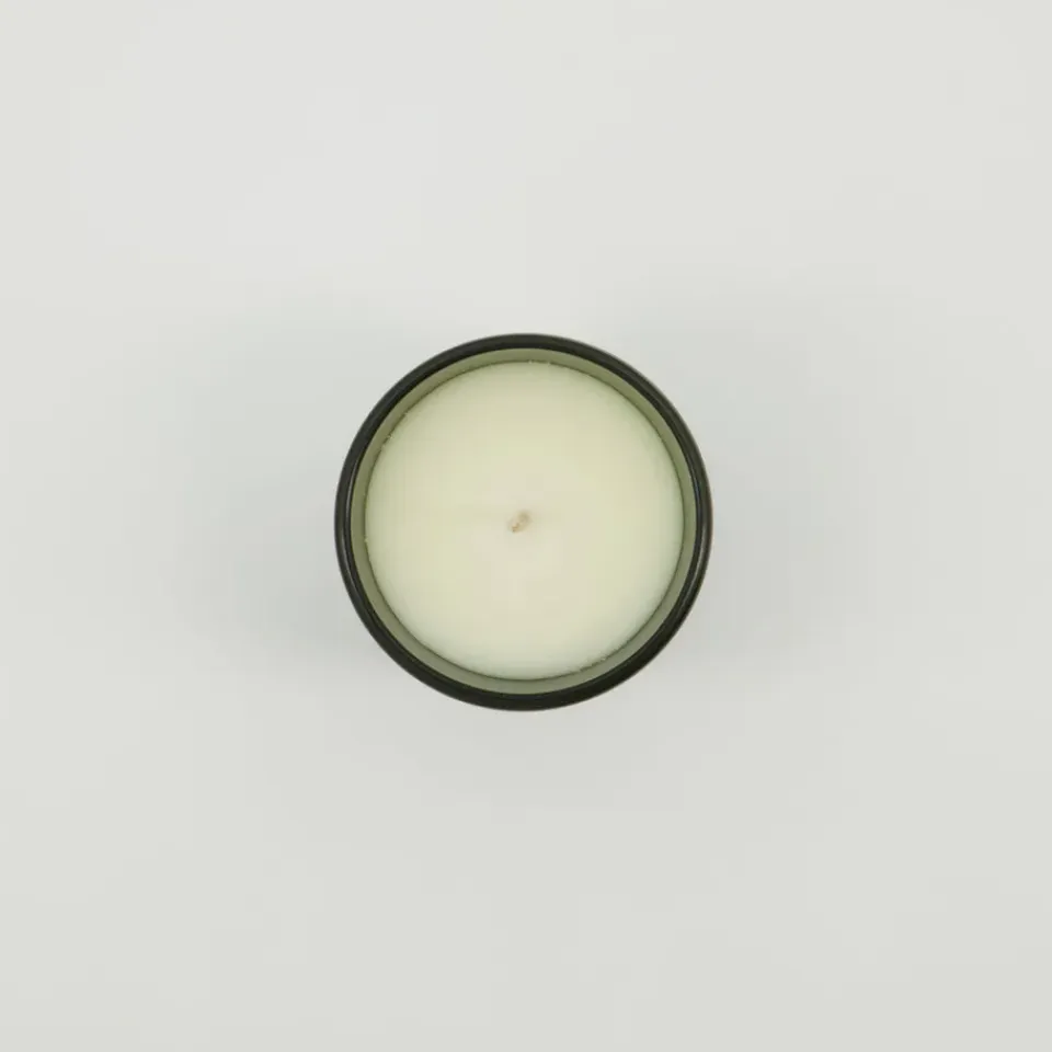 Clearance Meraki Velas perfumadas 12 horas 12, 2-pack, Oud leaf Verde