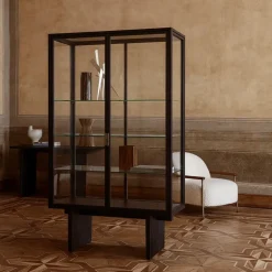 Clearance GUBI Vitrina Private, Vidrio, marrón-roble teñido de negro Transparente